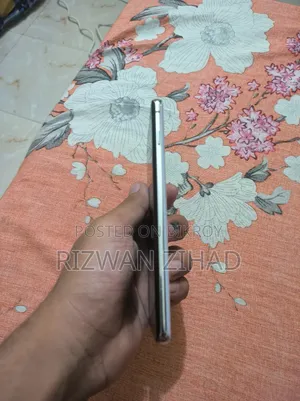 Samsung Galaxy S10 128 GB White
