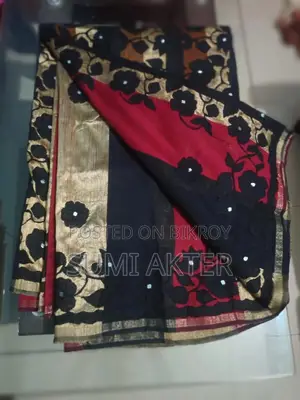 সিল্ক এমব্রয়ডারি শাড়ি