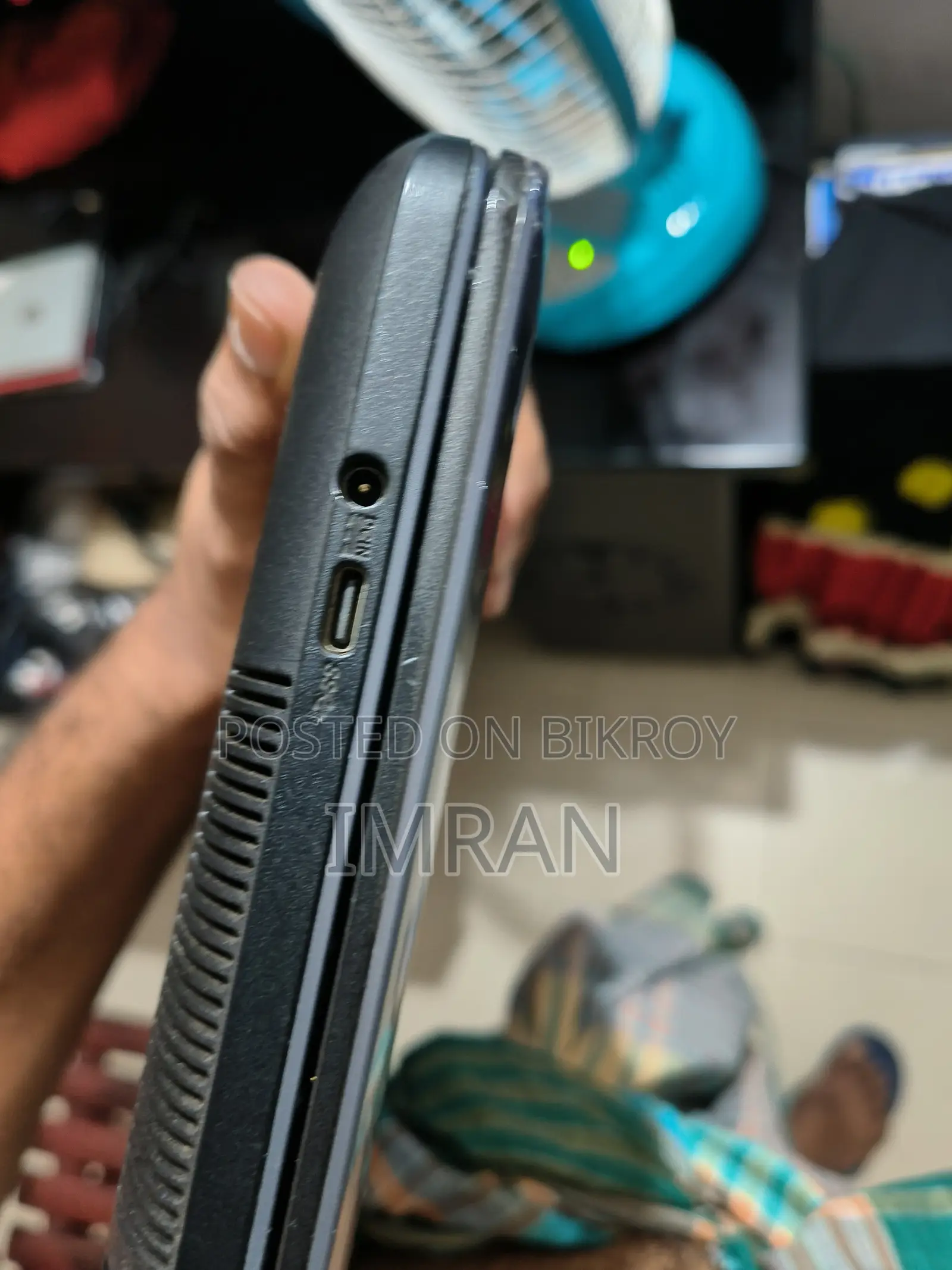 Laptop ASUS X555LA 4GB Intel Core I5 HDD+SSD 1T