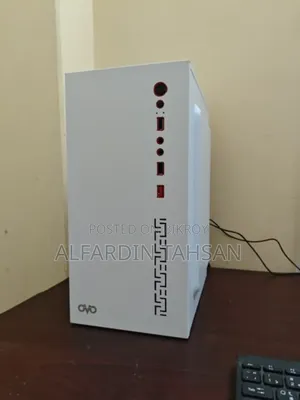 Desktop Computer Gigabyte 4GB Intel Core i3 HDD 512GB