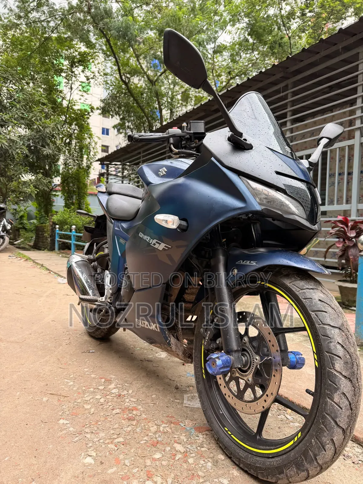 সুজুকি জিক্সার এসএফ ২০২৪ নীল