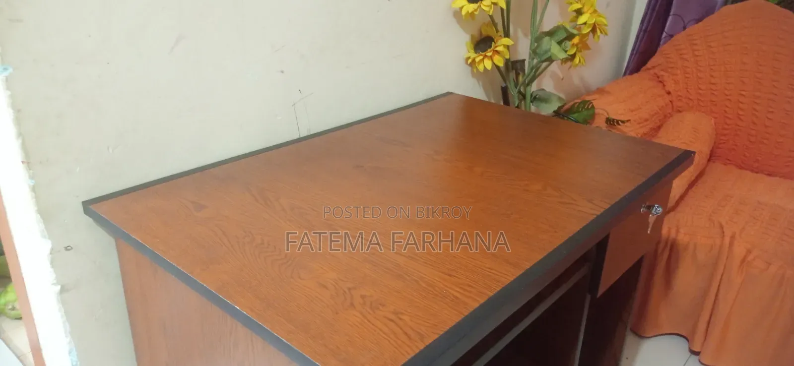 Computer Table /Table
