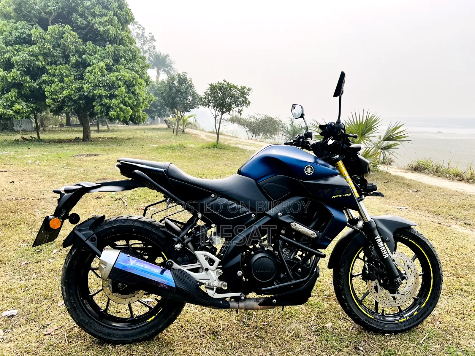 ইয়ামাহা এমটি-১৫ ২০২২ নীল