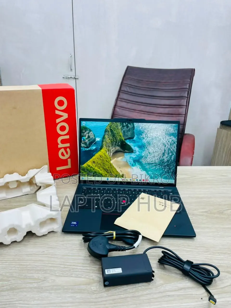 New Laptop Lenovo 32GB Intel Core Ultra 7 SSD 512GB