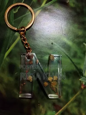 হ্যান্ডমেইড রেজিন কী রিং