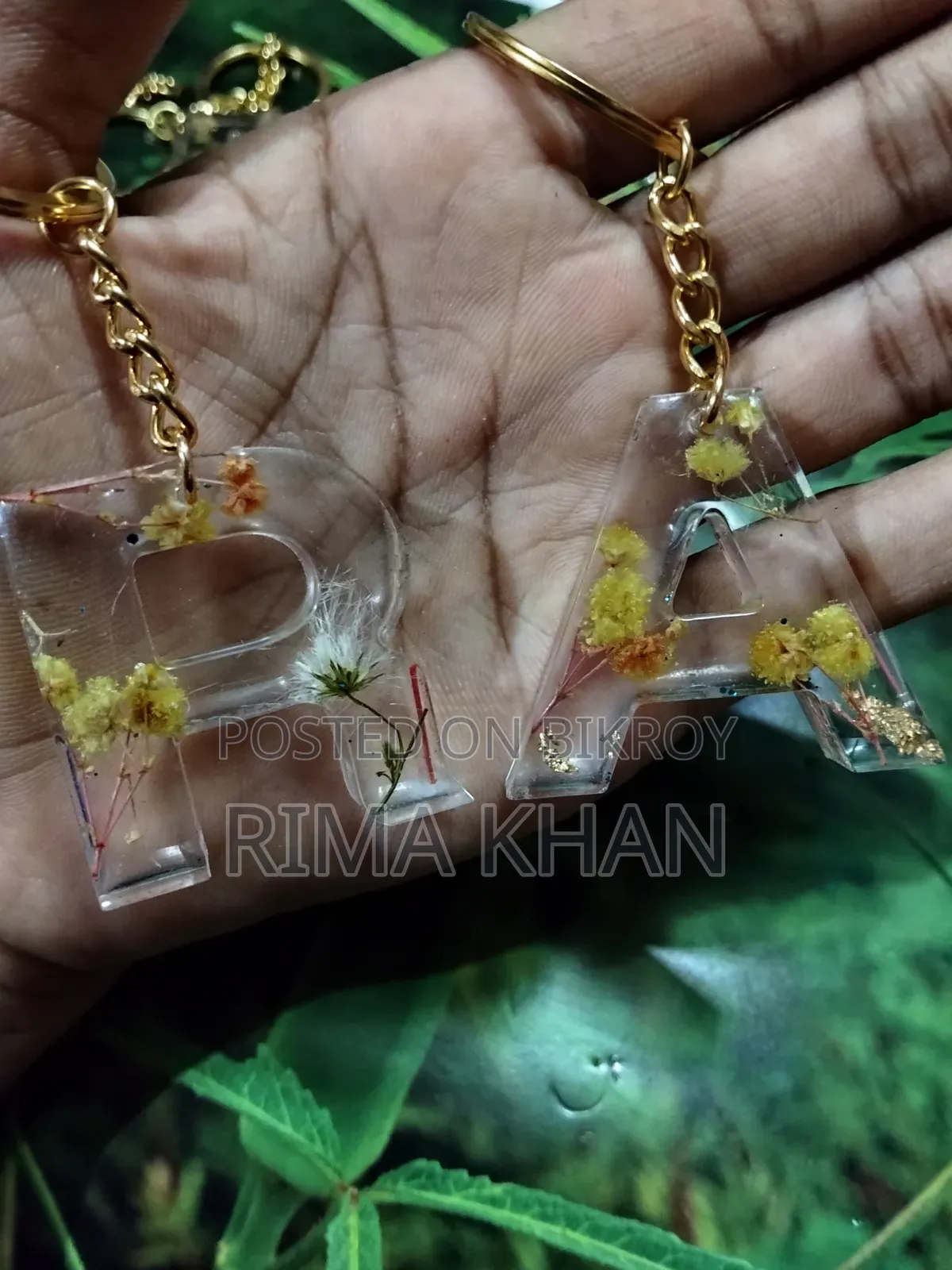 হ্যান্ডমেইড রেজিন কী রিং
