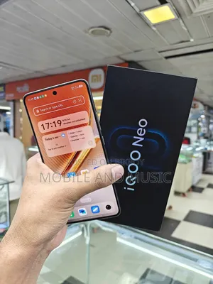 iQOO 256 GB White