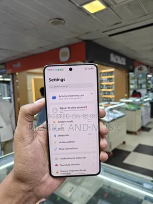 iQOO 256 GB White
