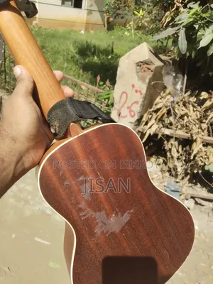 ডিভাইসার ২৬ ইঞ্চি ইউকুলেলে