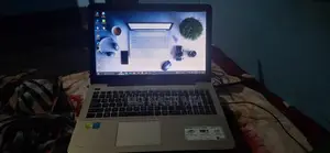 Laptop ASUS 8GB Intel Core I3 HDD 500GB