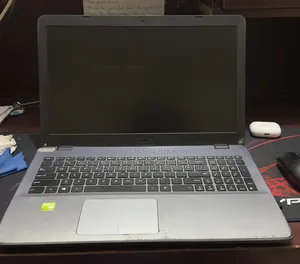 Laptop Asus VivoBook Max X541UA 8GB Intel SSD 1T