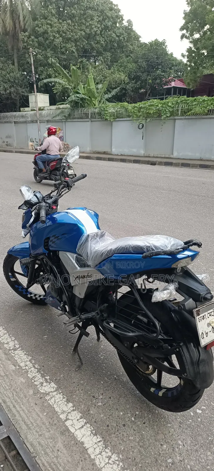 New TVS Apache RTR 160 4V 2020 Blue