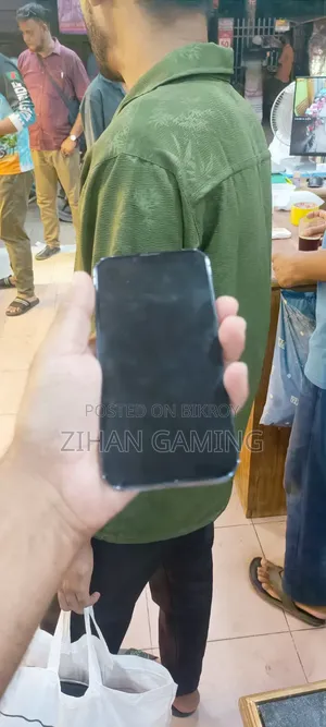 অ্যাপল আইফোন ১৩ প্রো ২৫৬ জিবি নীল