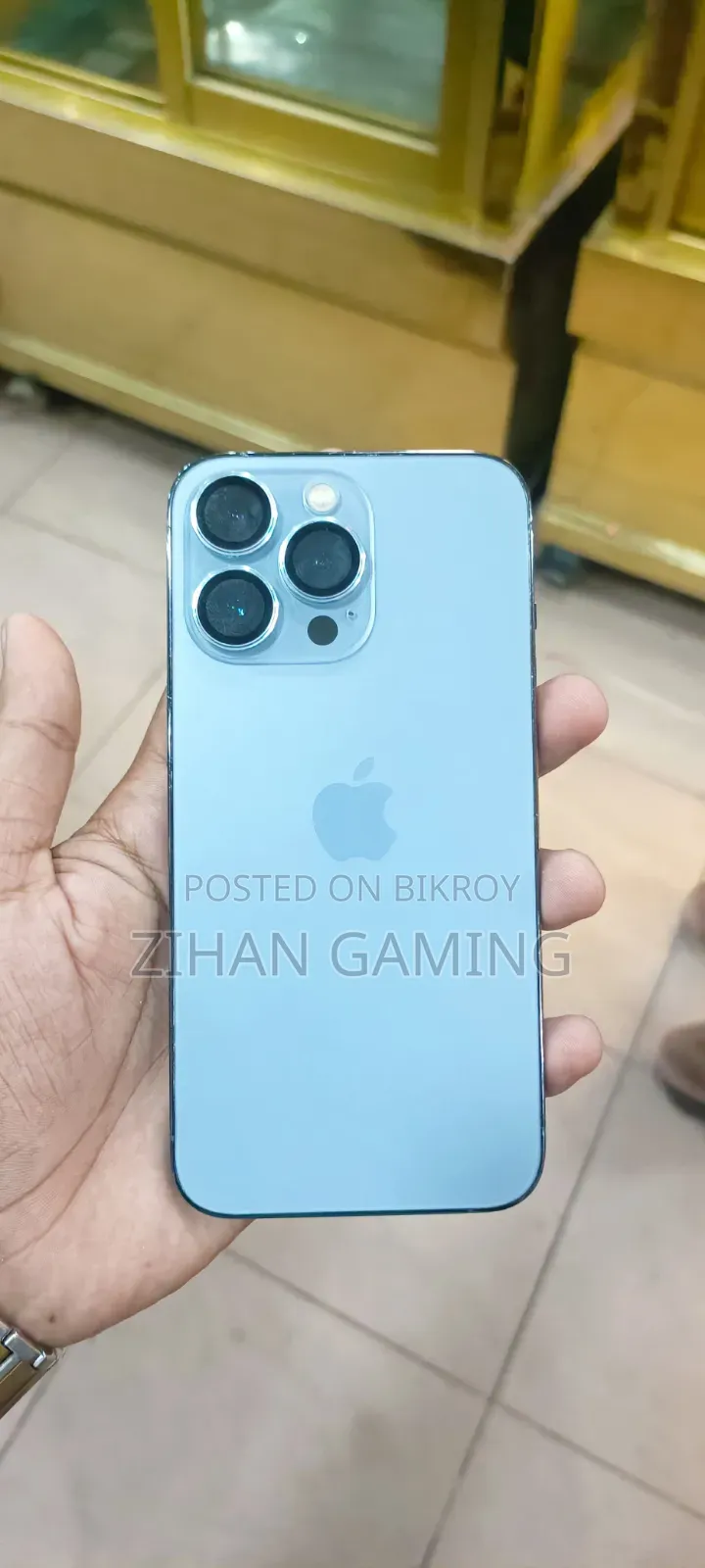 অ্যাপল আইফোন ১৩ প্রো ২৫৬ জিবি নীল