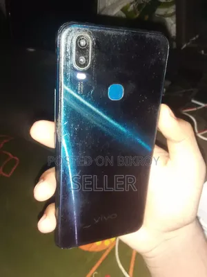 Vivo Y11 32 GB Blue