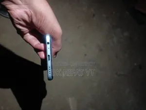 Vivo Y21 64 GB Graphite