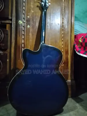 সিগনেচার গিটার