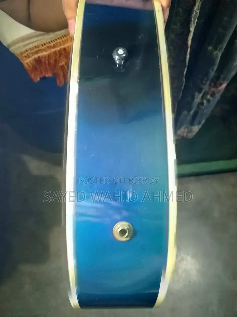 সিগনেচার গিটার