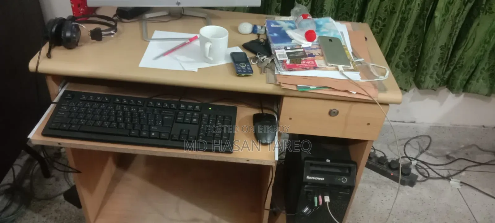 অফিস টেবিল ৮ টি