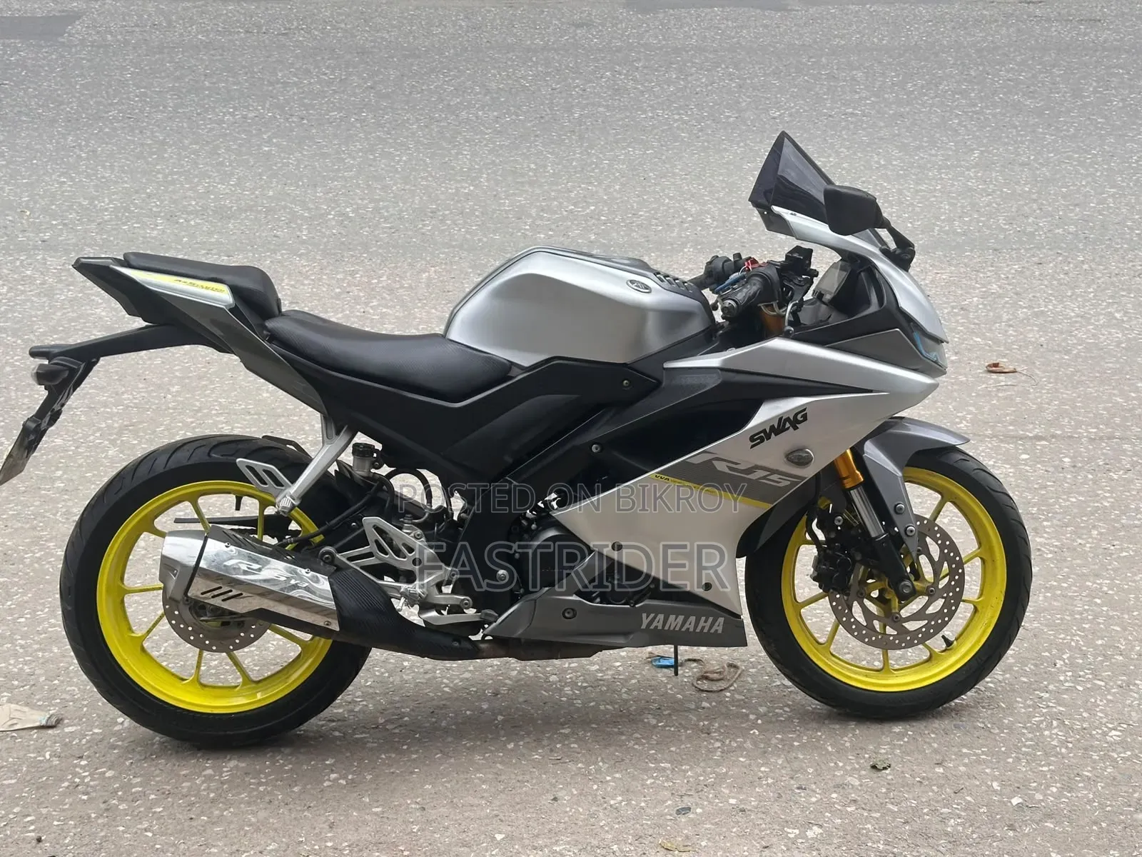 Yamaha R15 V3 2021 Gray
