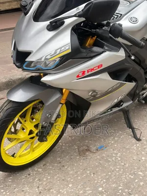 Yamaha R15 V3 2021 Gray