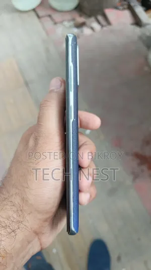 স্যামসাং গ্যালাক্সি এস২০ ১২৮ জিবি হোয়াইট