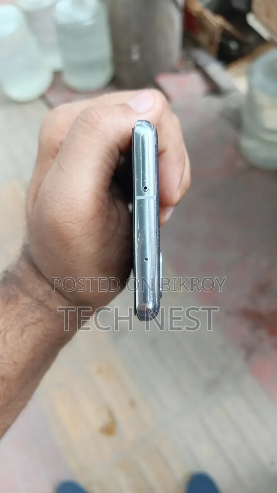 স্যামসাং গ্যালাক্সি এস২০ ১২৮ জিবি হোয়াইট
