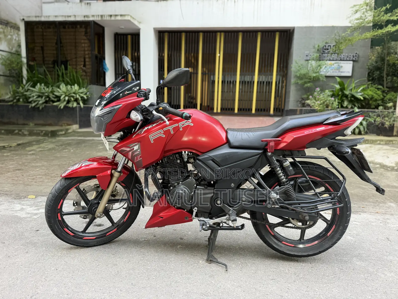 TVS Apache RTR 160 2V 2018 Red