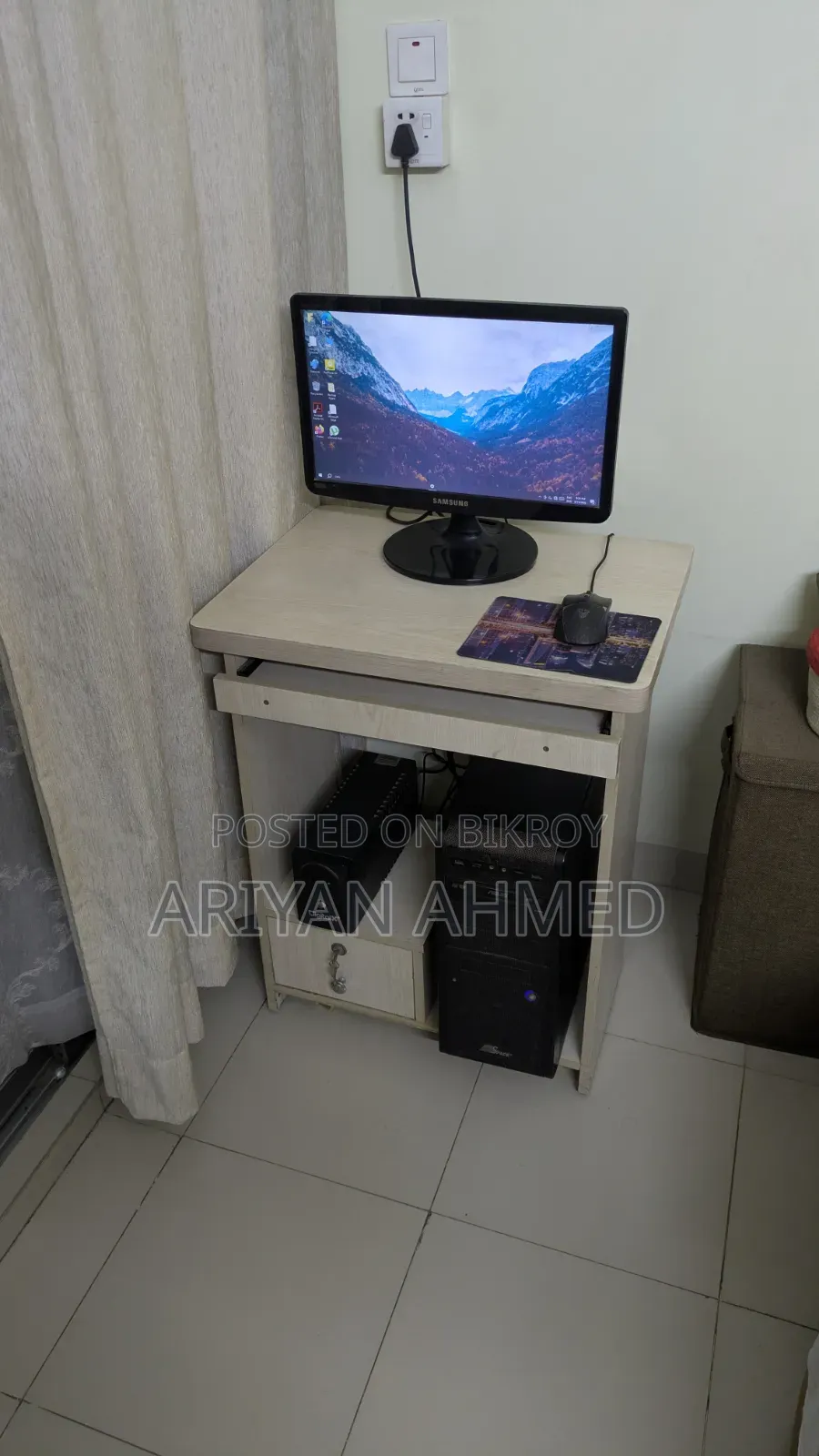 Desktop Computer Gigabyte 4GB Intel Pentium SSD 256GB