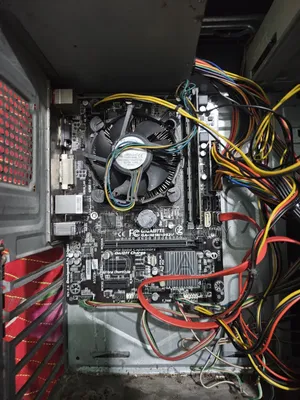 Desktop Computer Gigabyte 4GB Intel Core I3 SSD 60GB