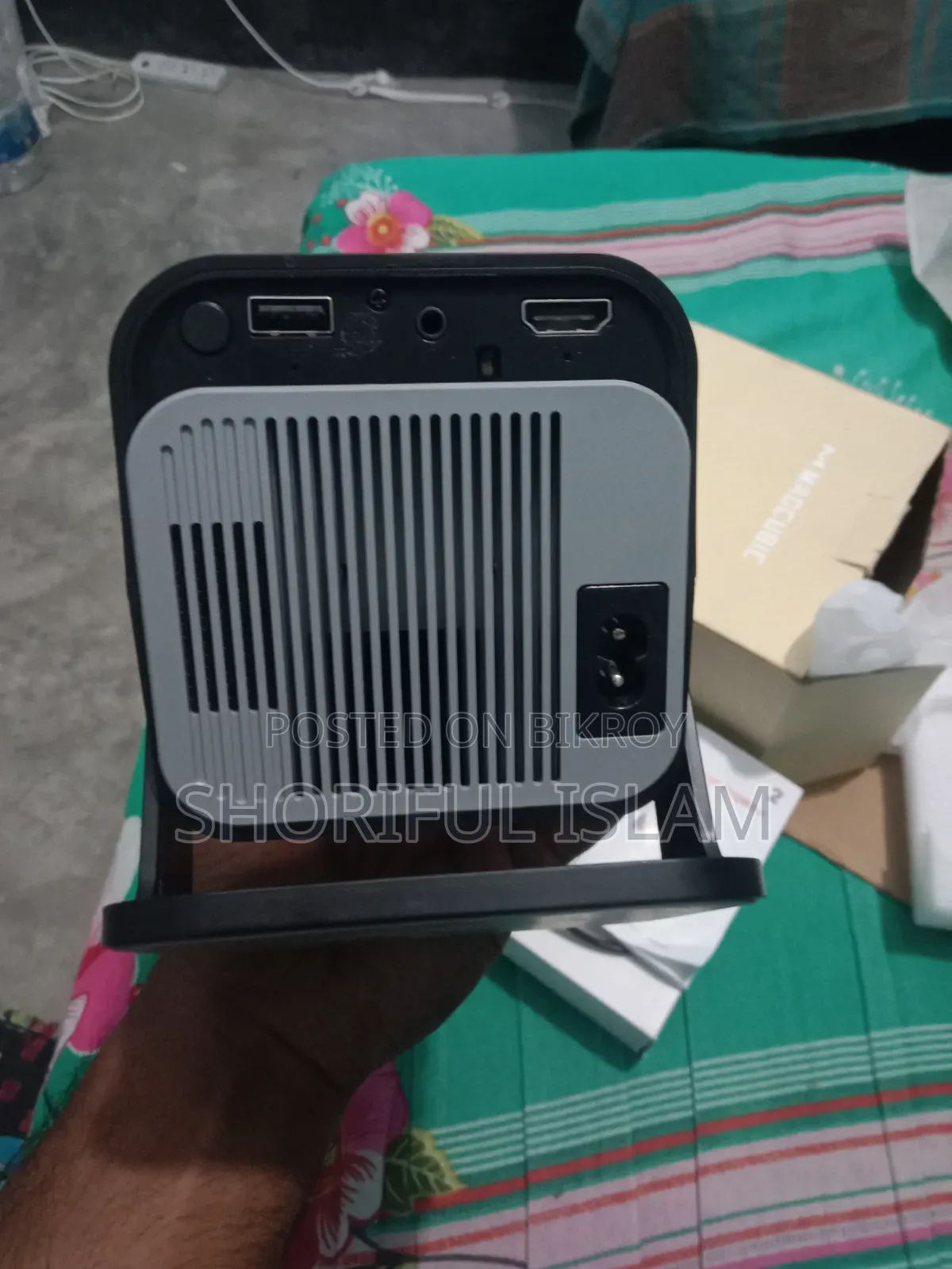 Magcubic HY320 Android Projector