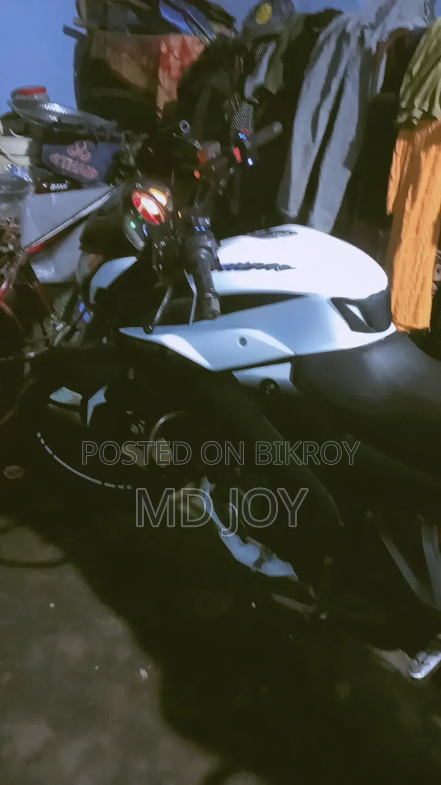 Bajaj Pulsar NS 160 2020 White