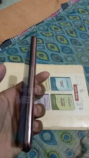 Vivo Y17 128 GB Pink