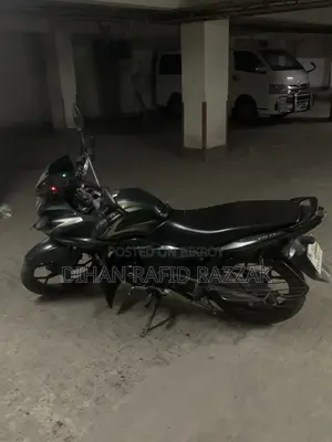 বাজাজ ডিসকভার ১৫০এফ ২০১৫ সবুজ