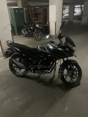 বাজাজ ডিসকভার ১৫০এফ ২০১৫ সবুজ