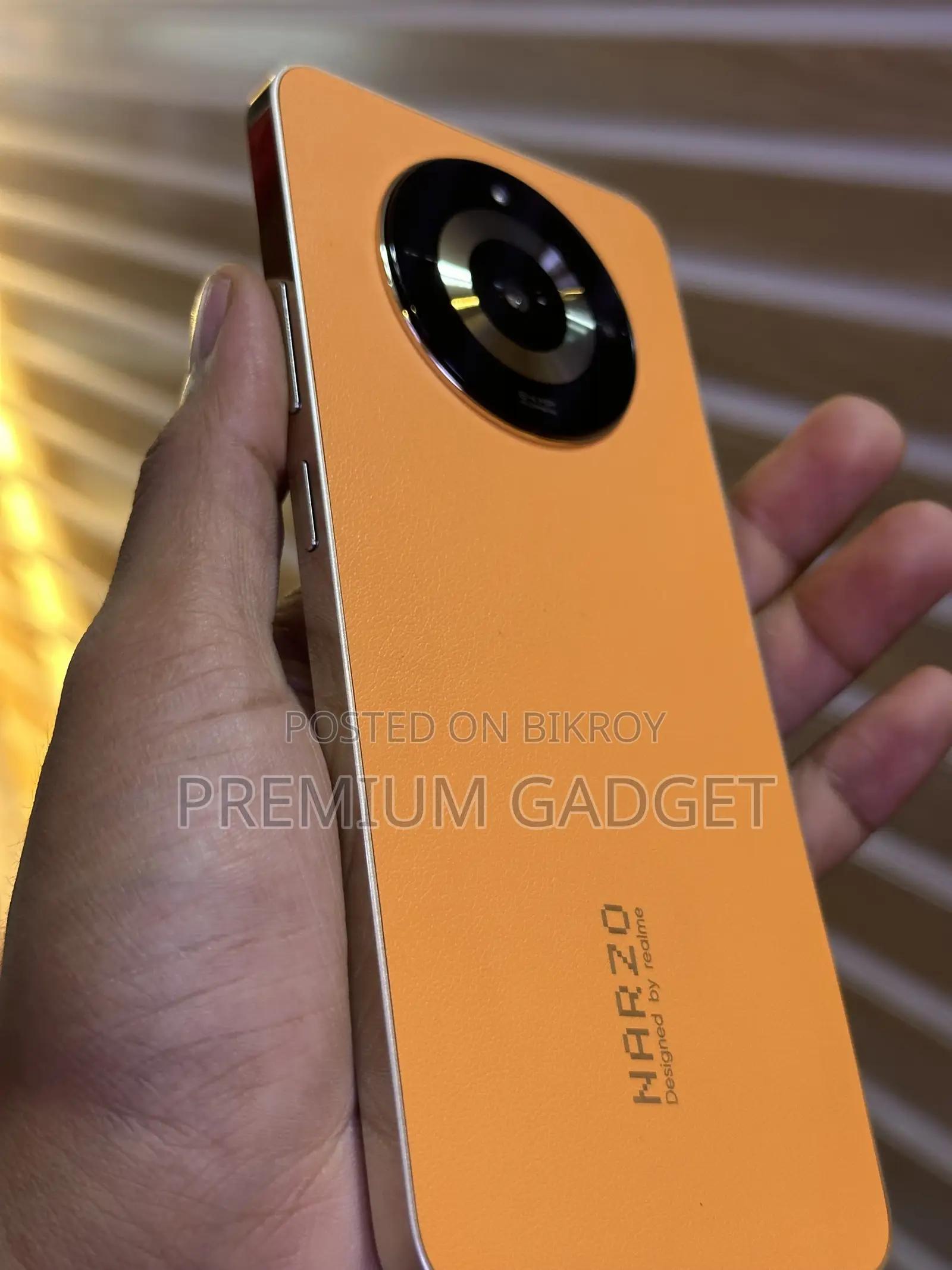 Realme Narzo 60 128 GB Gold