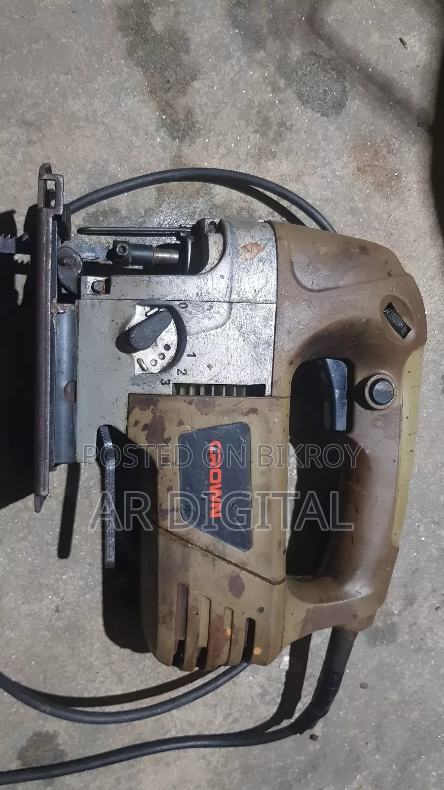 Crown Jig Saw Machine