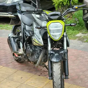 Suzuki Gixxer 2025 Silver