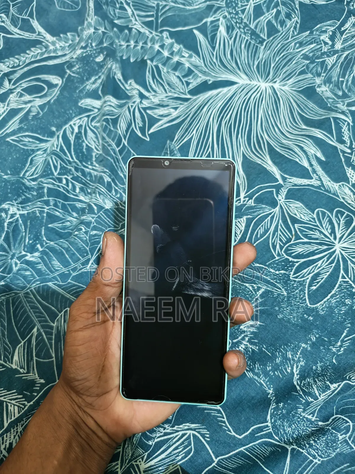 সনি এক্সপেরিয়া ১০ আইভি ১২৮ জিবি