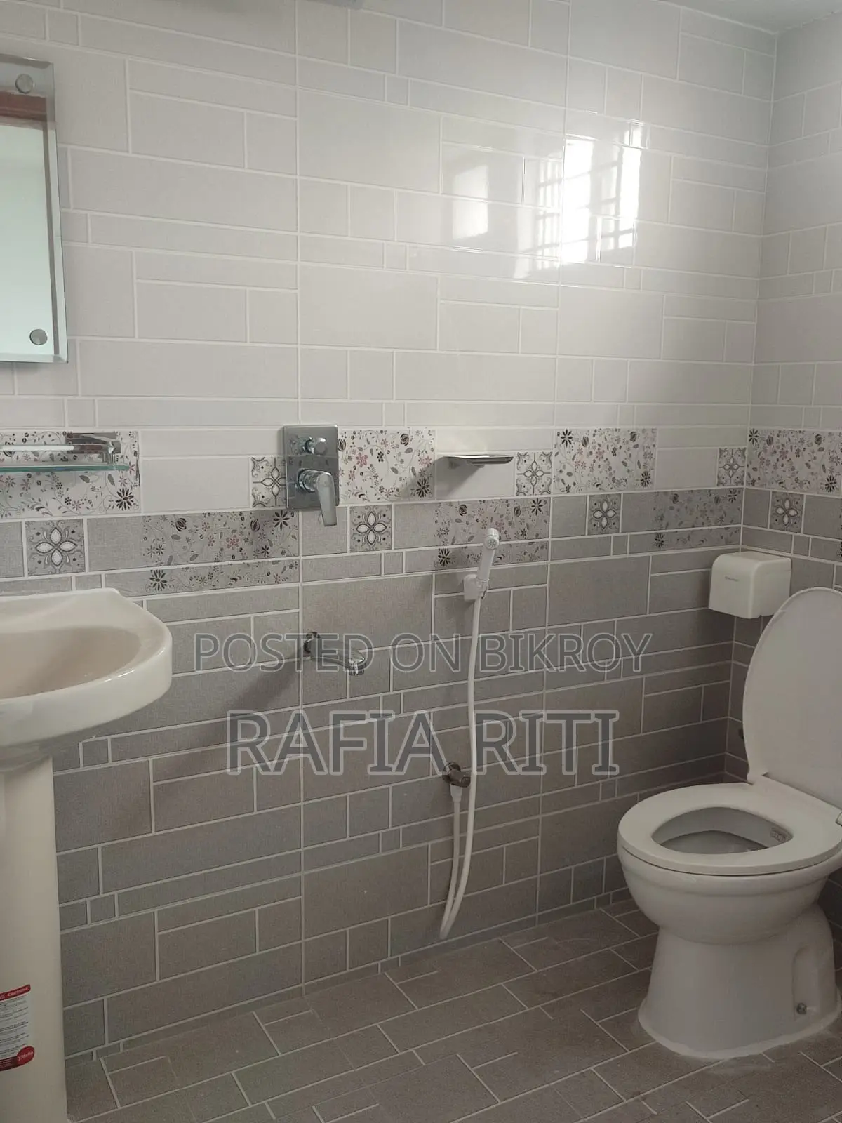 4-Bedroom Apartment in Officer’s Bhaban, Uttara for Rent