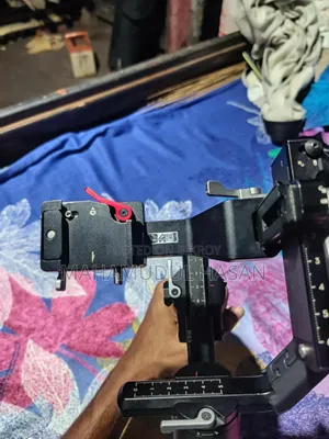ডিজেআই আরএস ৩ মিনি জিম্বাল