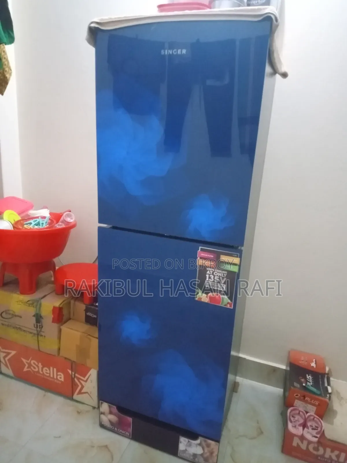 সিঙ্গার ১২ সিএফটি ব্লু গ্লাস ডোর রেফ্রিজারেটর (১ বছর ব্যবহৃত)