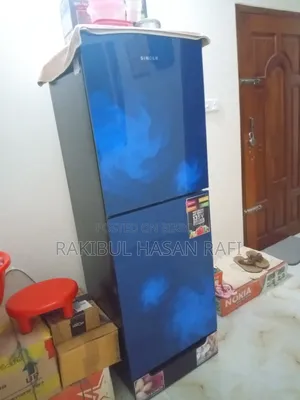 সিঙ্গার ১২ সিএফটি ব্লু গ্লাস ডোর রেফ্রিজারেটর (১ বছর ব্যবহৃত)