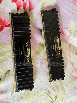 Corsair Vengeance 8 GB 5 Stick 5x8=40GB 3200Mhz DDR4