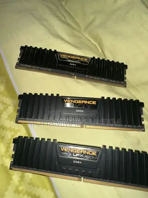 Corsair Vengeance 8 GB 5 Stick 5x8=40GB 3200Mhz DDR4