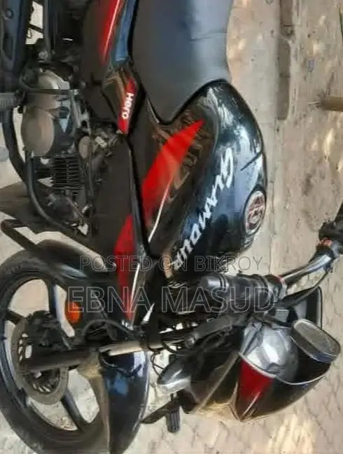 Hero Glamour 2015 Black