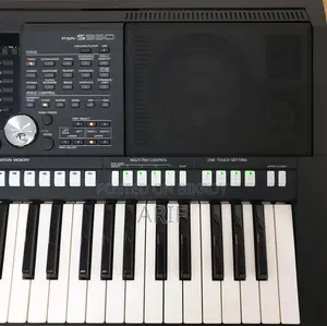YAMAHA PSR S-950 Professional Workstation With Indian Expansion