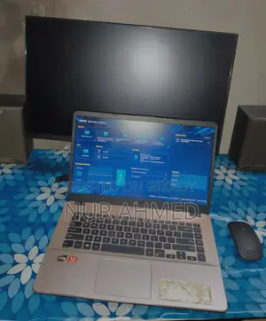 Laptop ASUS Vivobook 15 8GB AMD Ryzen 5 HDD 256GB