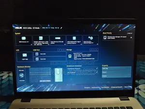 Laptop ASUS Vivobook 15 8GB AMD Ryzen 5 HDD 256GB