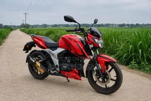 টিভিএস অ্যাপাচি আরটিআর ১৬০ ৪ভি ২০১৯ লাল